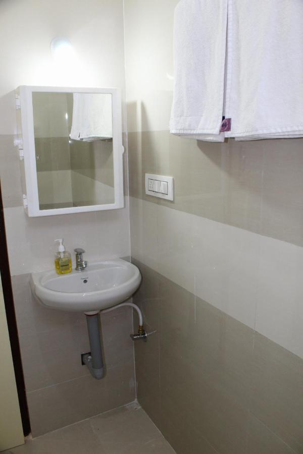 Appartement Sri Lakshmi Estates à Siddāpur Extérieur photo