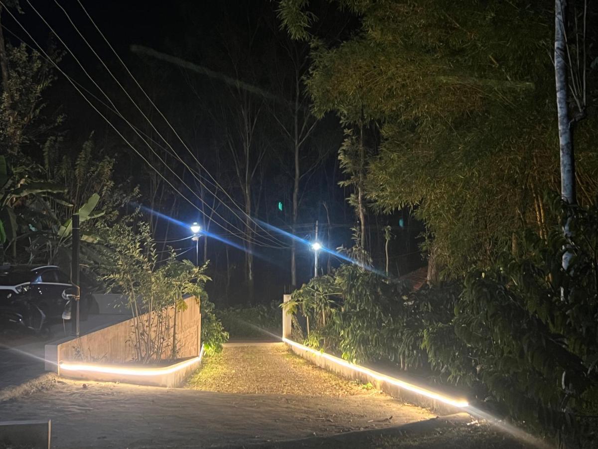 Appartement Sri Lakshmi Estates à Siddāpur Extérieur photo